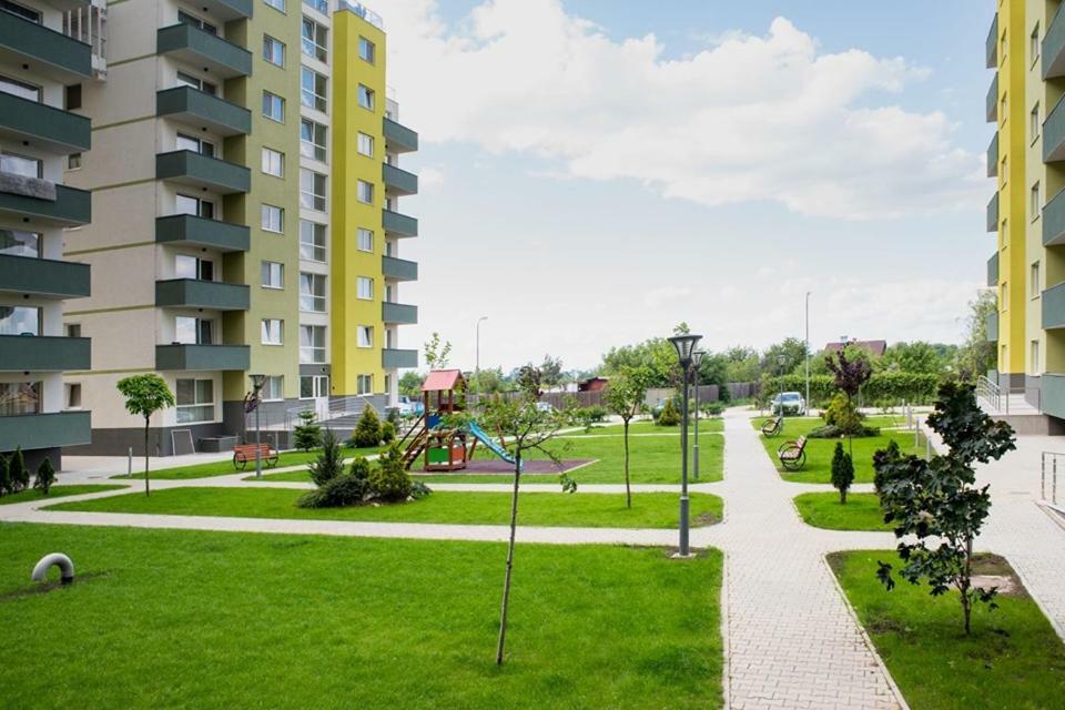 Suite Life Μπρασόβ Εξωτερικό φωτογραφία